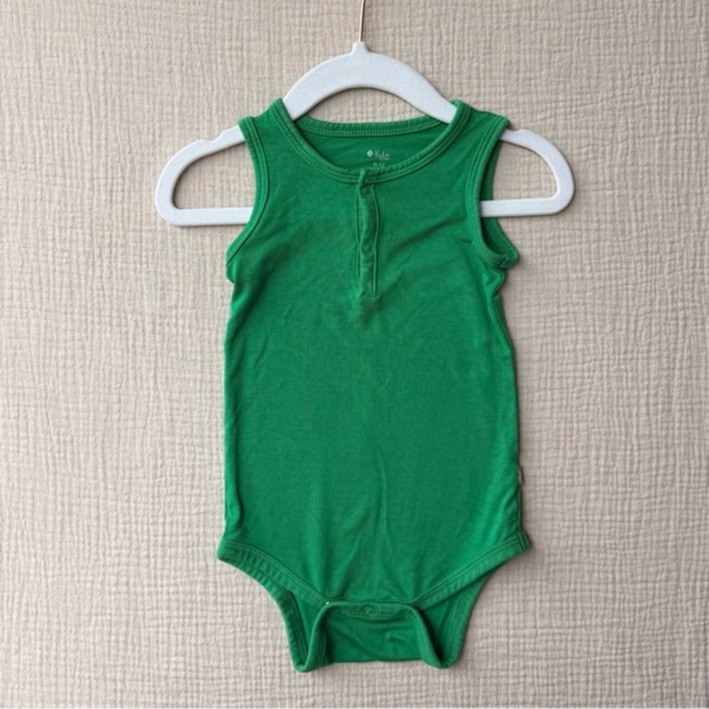 Kyte Baby Sleeveless Bodysuit in Fern 6-12m